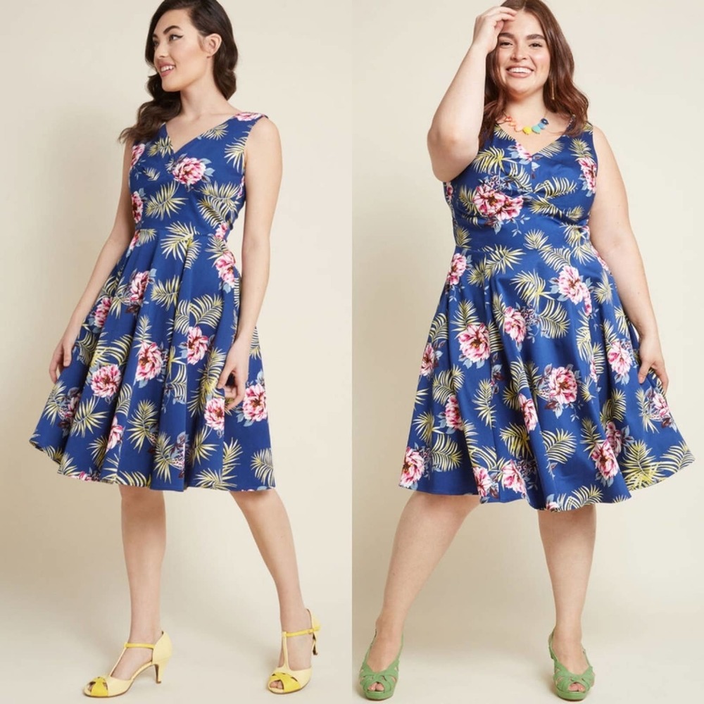 Modcloth Tropical Floral Fit and Flare Dress NEW